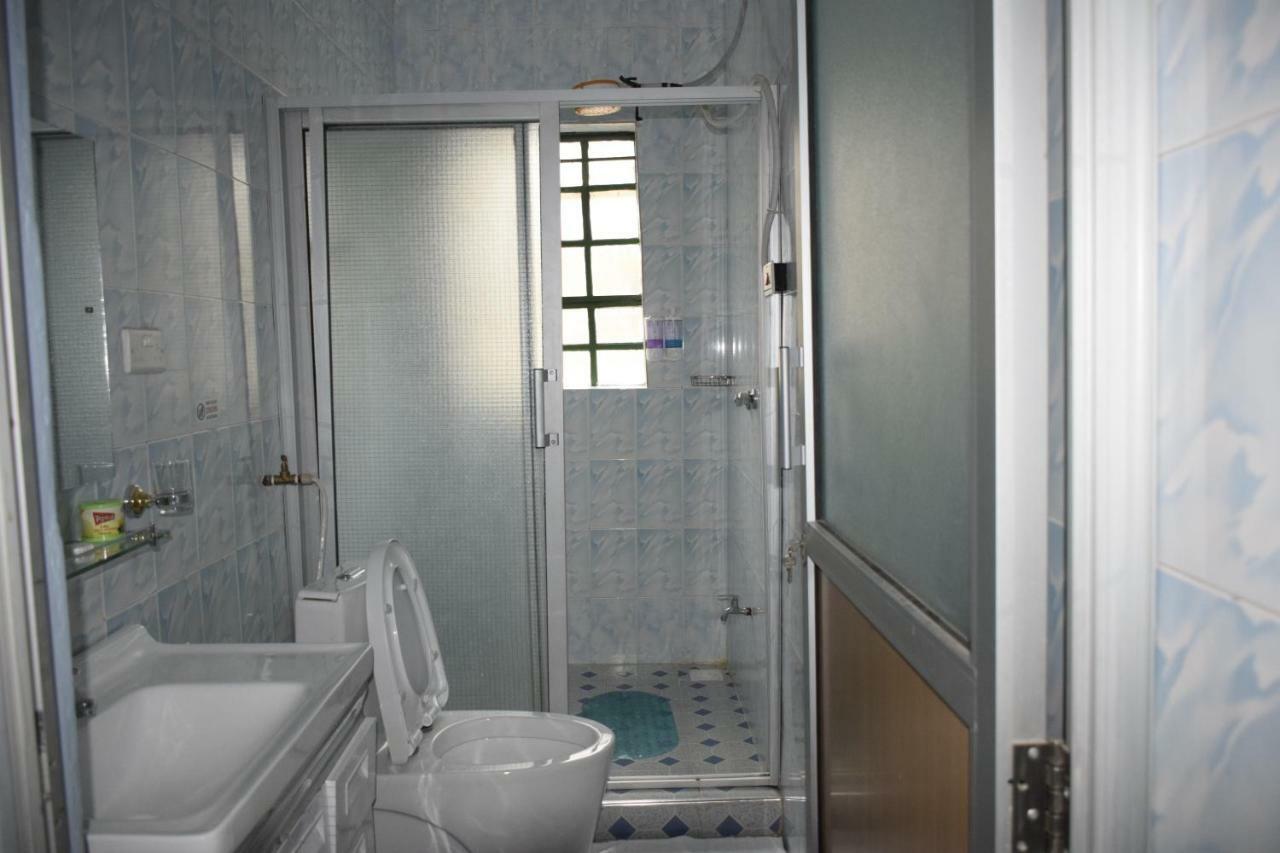 אלדורט Yaris Guest House מראה חיצוני תמונה